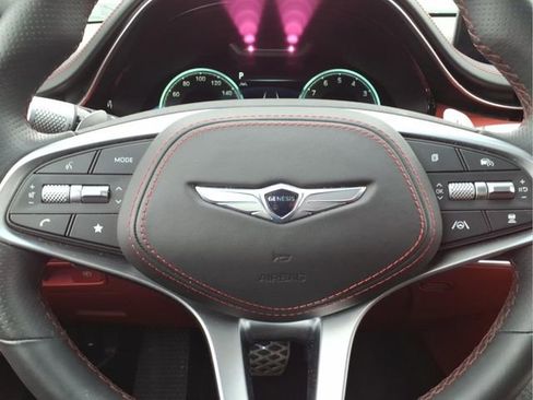 Used 2023 Genesis GV70 2.5T w/ Sport Prestige Package image 13