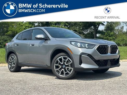 New 2026 BMW X2 xDrive28i w/ Technology Package AWD/4WD image 1