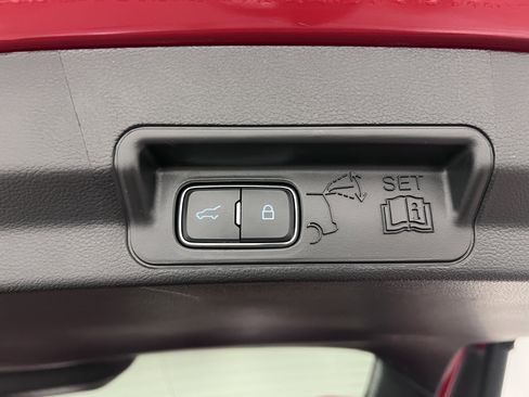 Used 2025 Ford Explorer ST-Line w/ Premium Package image 28