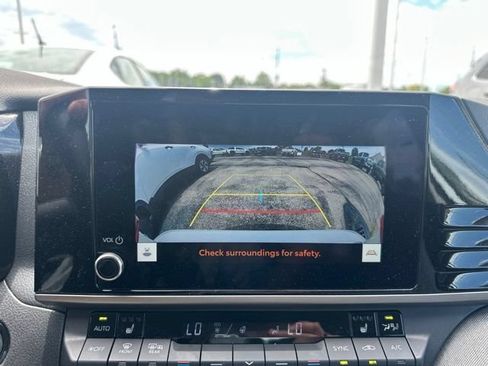 Used 2025 Toyota Camry LE w/ Convenience Package FWD image 11