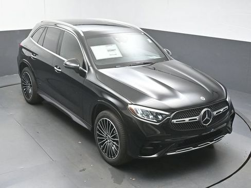 Used 2026 Mercedes-Benz GLC 300 image 43