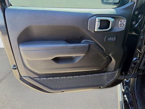 Used 2024 Jeep Wrangler Sport S image 22