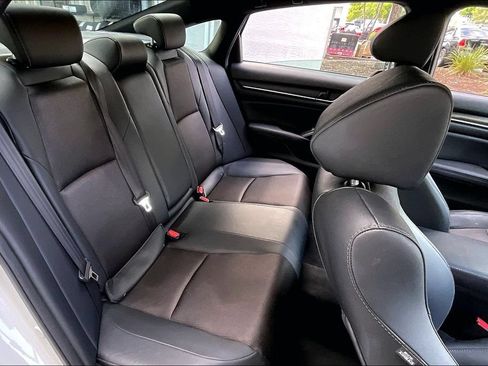 Used 2020 Honda Accord Sport image 15