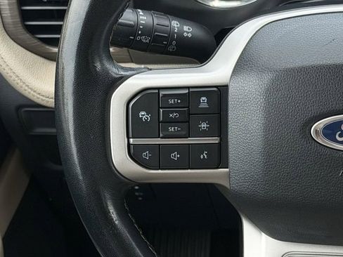 Used 2022 Ford Expedition Max Limited RWD image 15