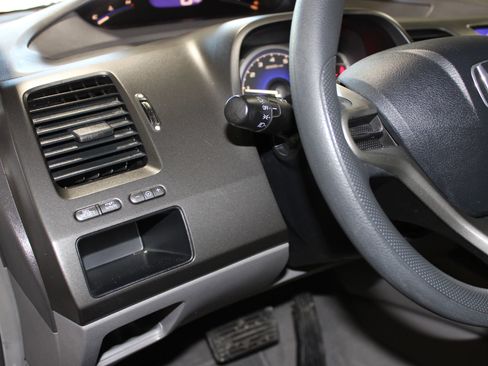 Used 2011 Honda Civic LX image 18