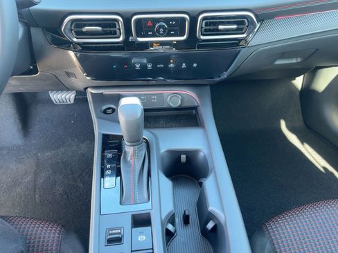 New 2026 Nissan Sentra SR w/ Floor Mat Package FWD image 17