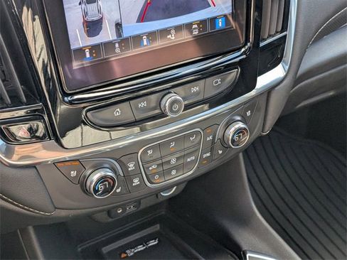 Certified 2023 Chevrolet Traverse Premier image 23