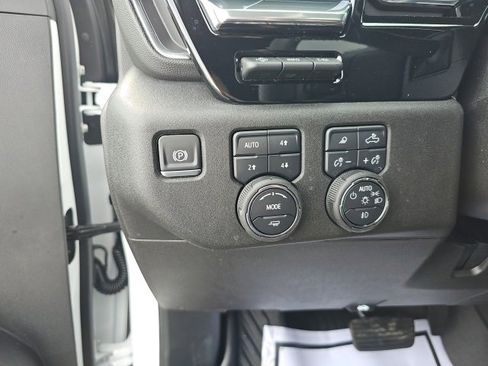 New 2025 Chevrolet Silverado 3500 High Country w/ Technology Package image 39