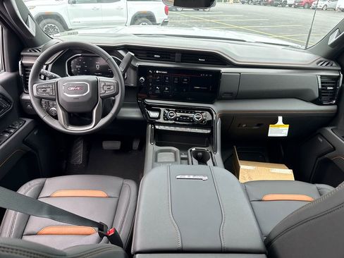 New 2026 GMC Sierra 2500 AT4 w/ AT4 Premium Plus Package AWD/4WD image 30