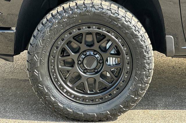 New 2026 Chevrolet Silverado 1500 Custom w/ LPO, Dark Essentials Package RWD image 29
