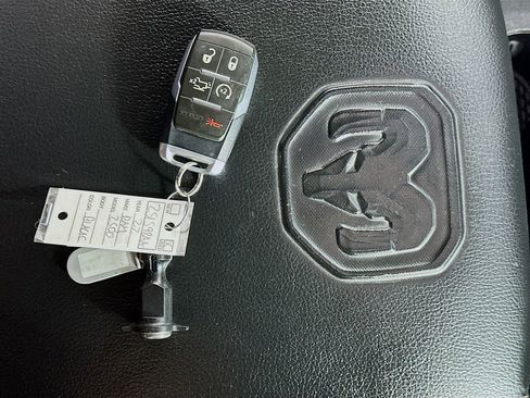 Used 2022 RAM 2500 Laramie image 36