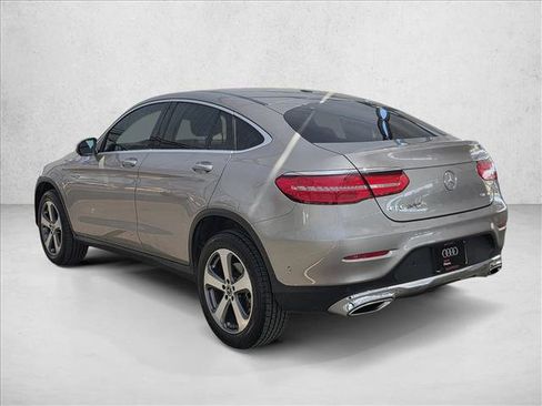 Used 2019 Mercedes-Benz GLC 300 4MATIC Coupe image 7