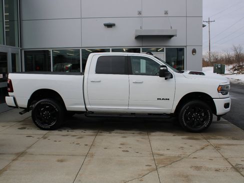 Used 2023 RAM 2500 Laramie w/ Night Edition image 8