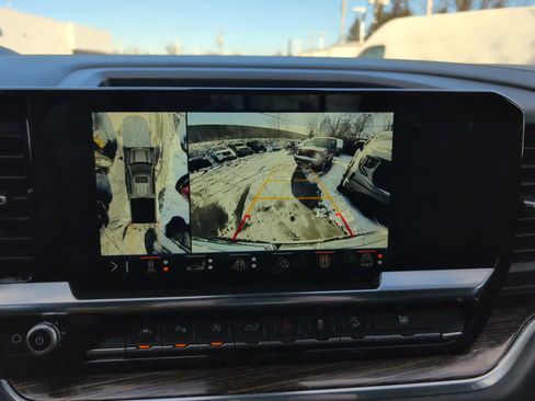 Used 2024 GMC Sierra 1500 Elevation w/ Elevation Premium Package image 28