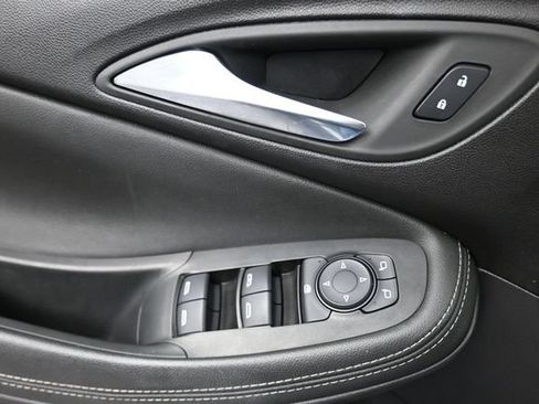 Used 2024 Buick Encore GX Sport Touring w/ Comfort Package FWD image 23