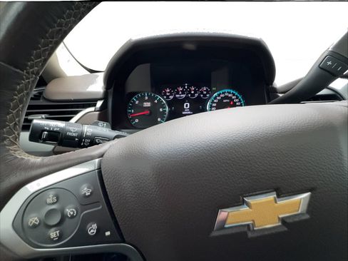 Used 2017 Chevrolet Tahoe LT w/ LT Signature Package RWD image 46
