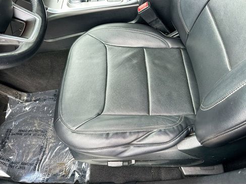 Used 2020 Ford Explorer Limited w/ Class III Trailer Tow Package image 19