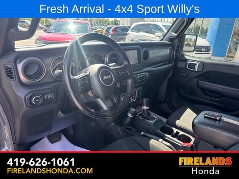 Used 2021 Jeep Wrangler Unlimited Sport AWD/4WD image 15