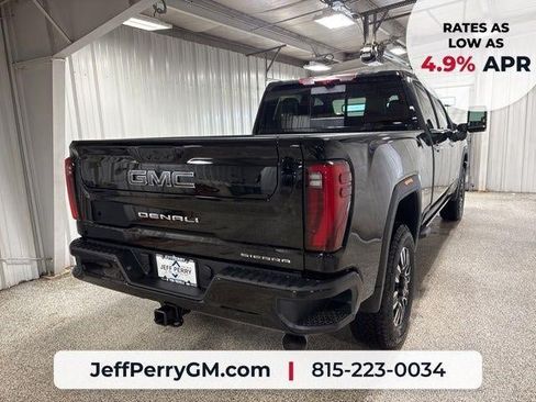 New 2026 GMC Sierra 2500 Denali Ultimate AWD/4WD image 3