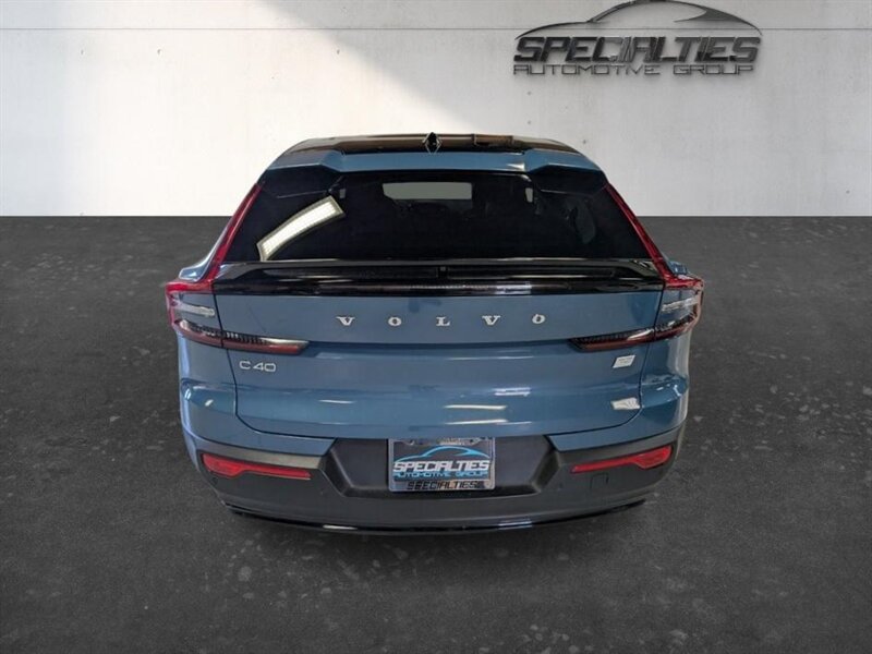 Used 2023 Volvo C40 P8 Recharge Ultimate AWD/4WD image 9
