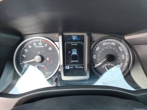 Used 2021 Toyota Tacoma TRD Pro AWD/4WD image 23