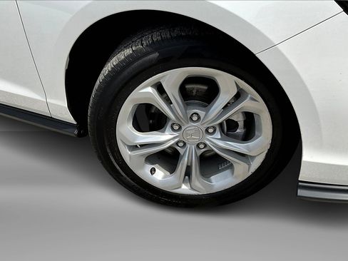 Used 2024 Honda Accord LX image 2