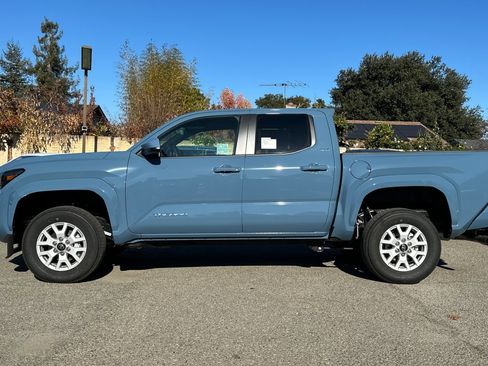 New 2026 Toyota Tacoma SR5 image 6