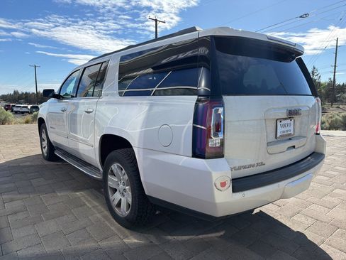 Used 2015 GMC Yukon XL SLT w/ Open Road Package AWD/4WD image 5
