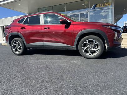 Used 2025 Chevrolet Trax LT