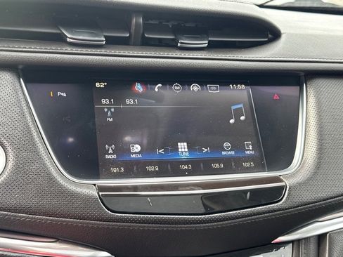 Certified 2018 Cadillac XT5 Premium Luxury image 22