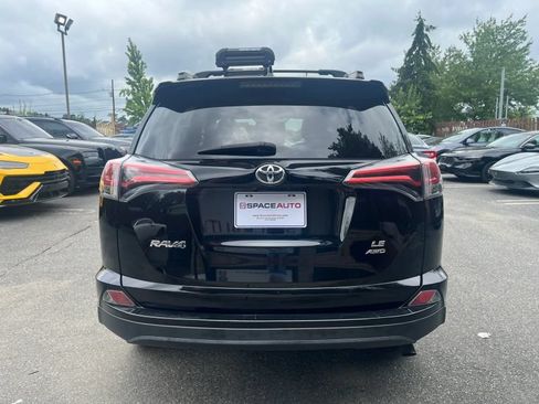 Used 2018 Toyota RAV4 LE w/ All Weather Liner Package AWD/4WD image 6