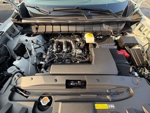 New 2026 Nissan Pathfinder SL w/ SL Premium Package image 33