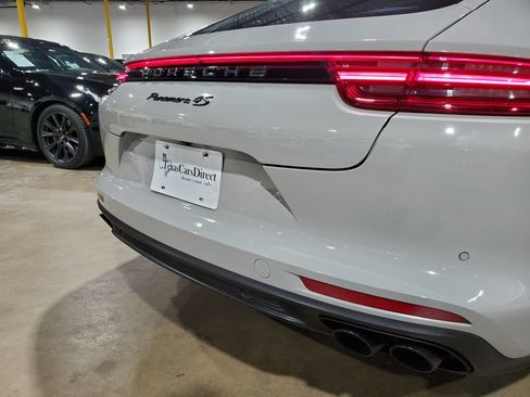 Used 2017 Porsche Panamera 4S AWD/4WD image 42