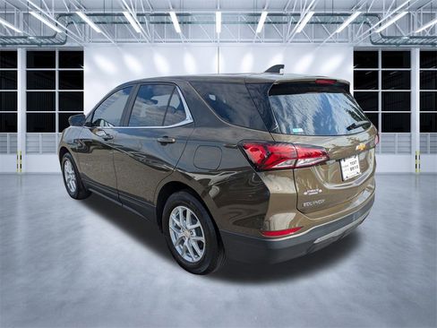 Used 2023 Chevrolet Equinox LT image 6