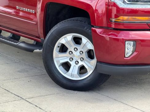 Used 2018 Chevrolet Silverado 1500 LT w/ All Star Edition AWD/4WD image 10