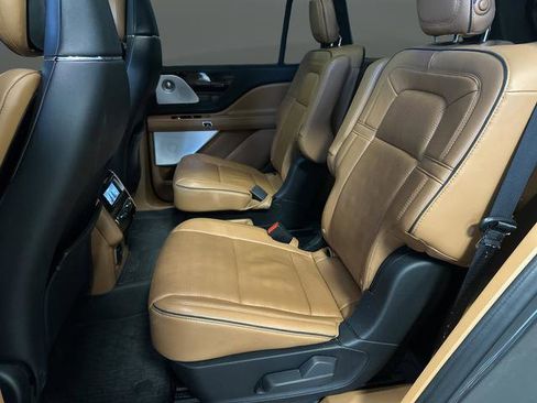Used 2020 Lincoln Aviator Black Label w/ Dynamic Handling Package image 32