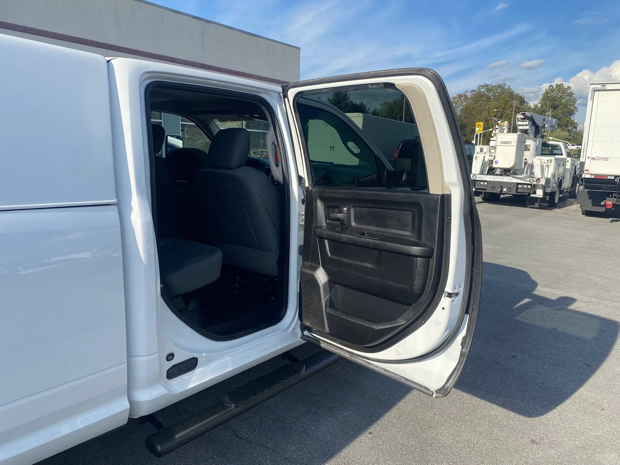Used 2017 RAM 3500 Tradesman w/ Popular Equipment Group AWD/4WD image 26