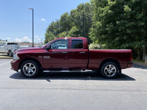 Used 2017 RAM 1500 Express RWD image 6