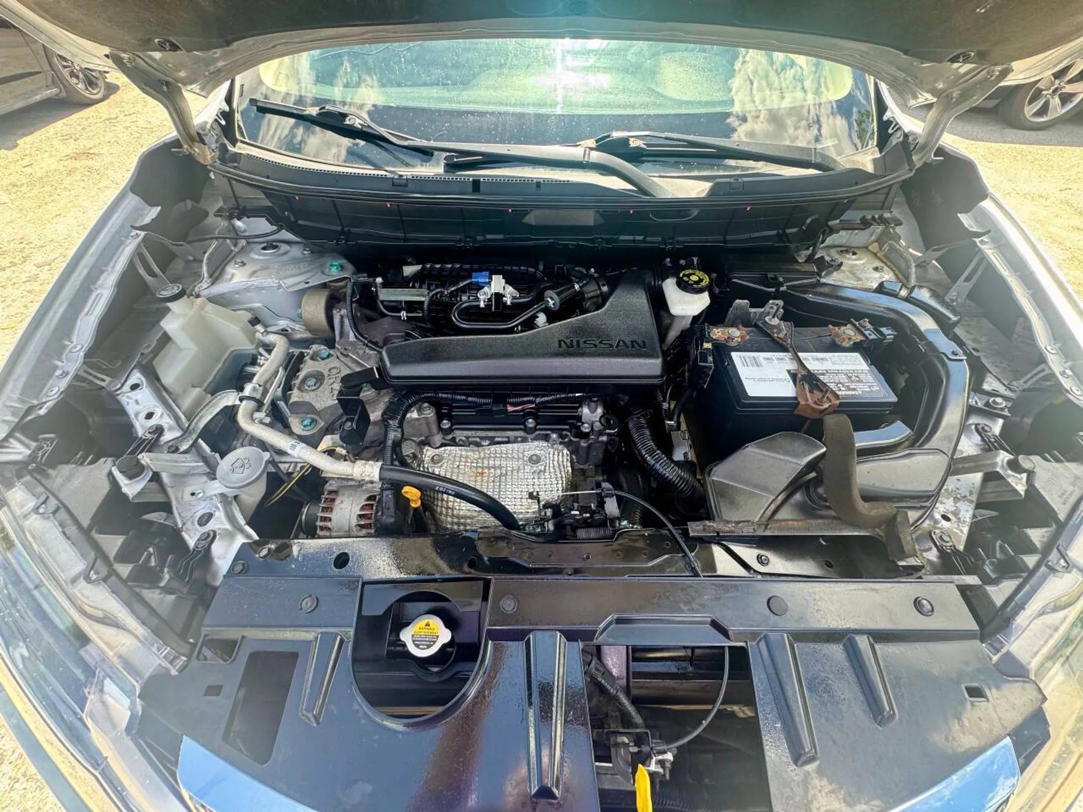 Used 2020 Nissan Rogue S FWD image 13