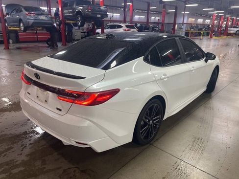 Used 2025 Toyota Camry XSE w/ Premium Plus Package image 5