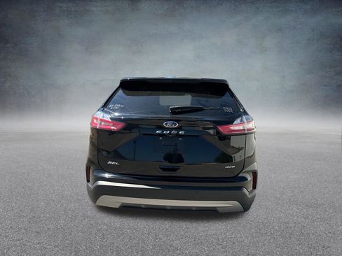 Used 2022 Ford Edge SEL w/ Convenience Package image 6