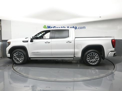 Used 2024 GMC Sierra 1500 Denali Ultimate AWD/4WD image 23