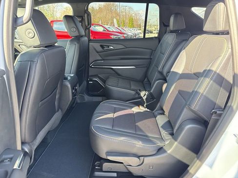 New 2026 Chevrolet Traverse High Country FWD image 26