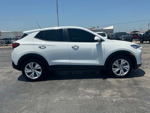 Used 2025 Buick Encore GX Preferred w/ Comfort Package FWD image 5