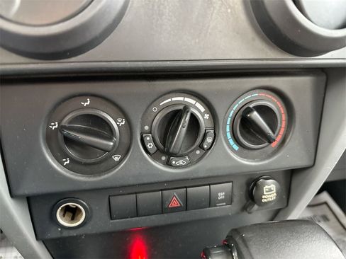 Used 2008 Jeep Wrangler X image 14