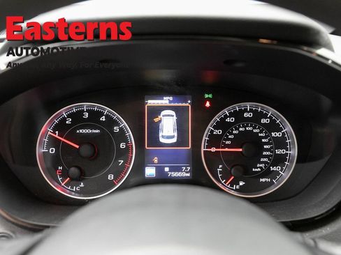 Used 2022 Subaru Ascent 8-Passenger AWD/4WD image 17