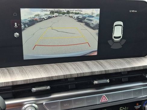 Used 2024 Kia Telluride EX w/ EX Captain's Chair Package AWD/4WD image 16
