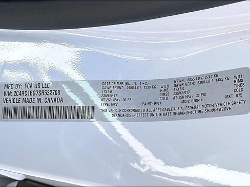 Used 2025 Chrysler Pacifica Select FWD image 16