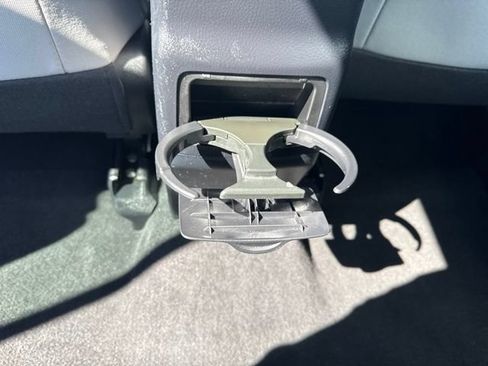 Used 2016 Toyota Corolla LE FWD image 32