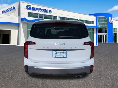 Used 2025 Kia Telluride S image 6